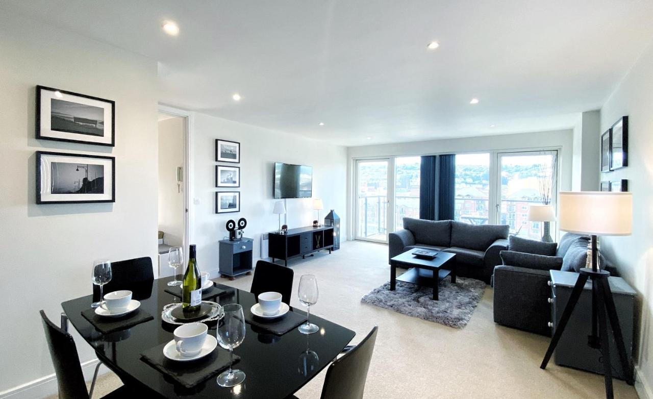Artistic And Luxurious Apt With Sea View. Beach Side Swansea Exterior photo