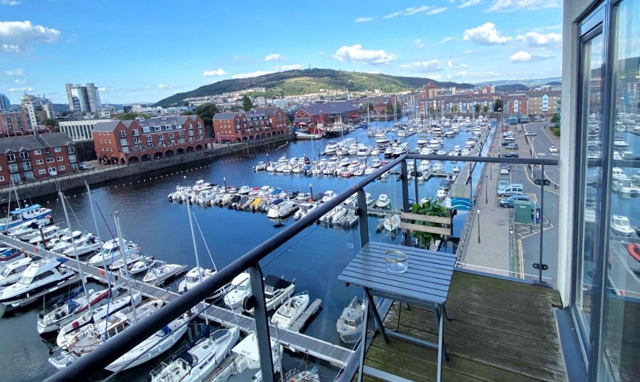 Artistic And Luxurious Apt With Sea View. Beach Side Swansea Exterior photo